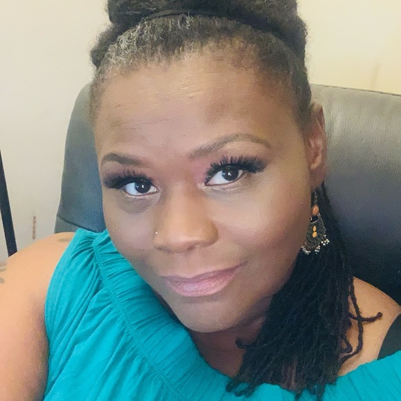 Meet your Posher, Shannon - Picture 4 of 10